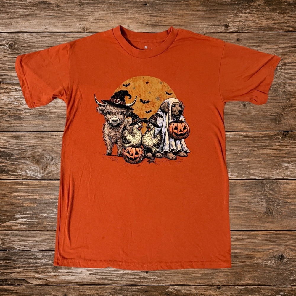 Goodie Two Sleeves Spooky Farm Animals Halloween Tee Orange M